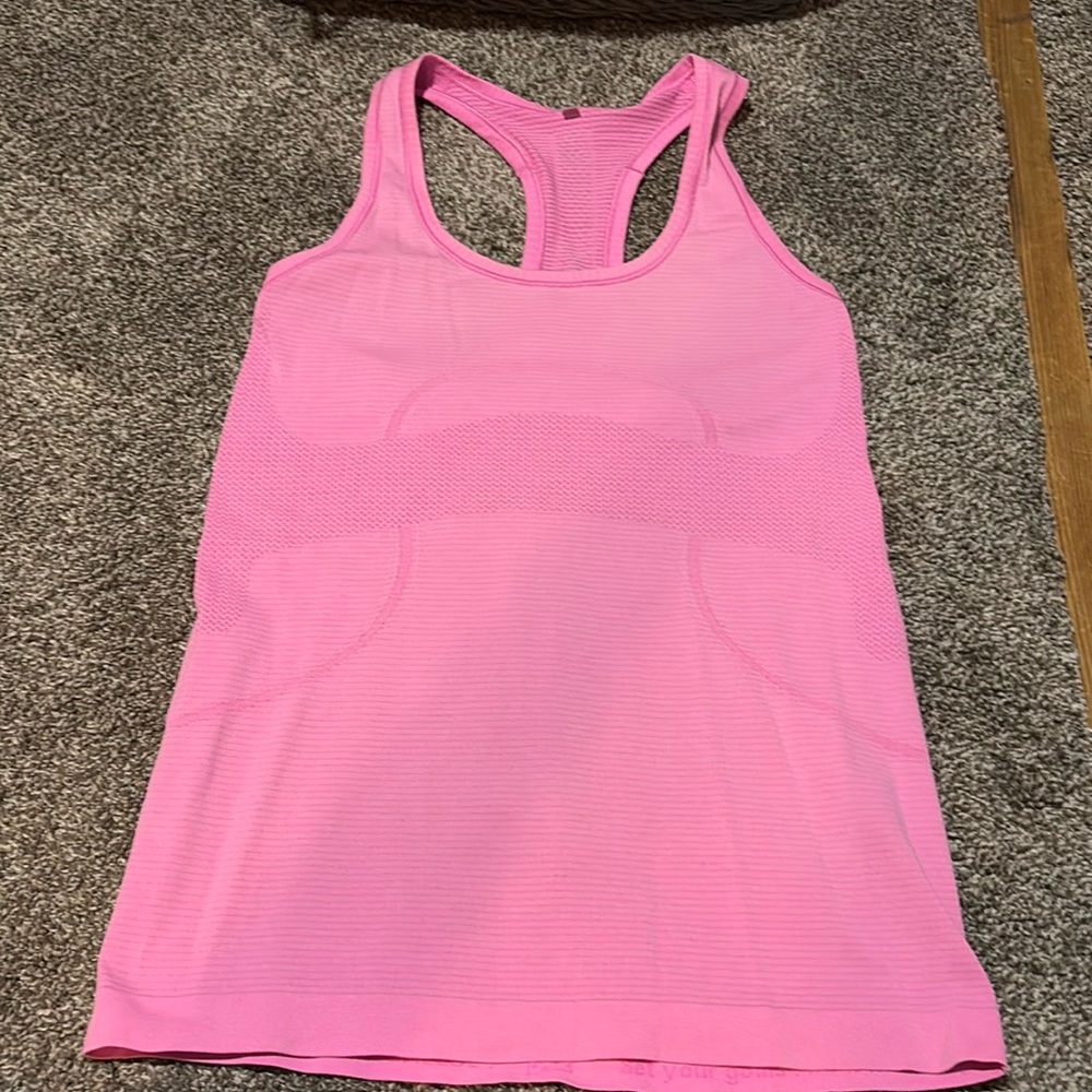 Pink women’s lululemon athletica swiftly tech tank top
